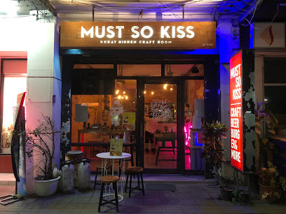 Must So Kiss