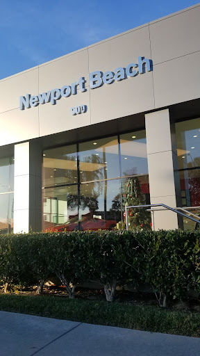 Car Dealer «Ferrari of Newport Beach», reviews and photos, 900 West Coast Hwy, Newport Beach, CA 92663, USA