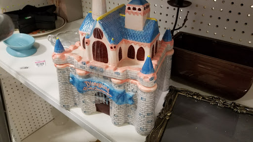 Thrift Store «Goodwill - St. Louis Park», reviews and photos