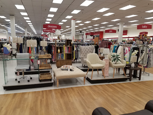 Department Store «T.J. Maxx», reviews and photos, 331 New Jersey 18, East Brunswick, NJ 08816, USA