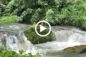Vallur Kuthu Waterfalls image
