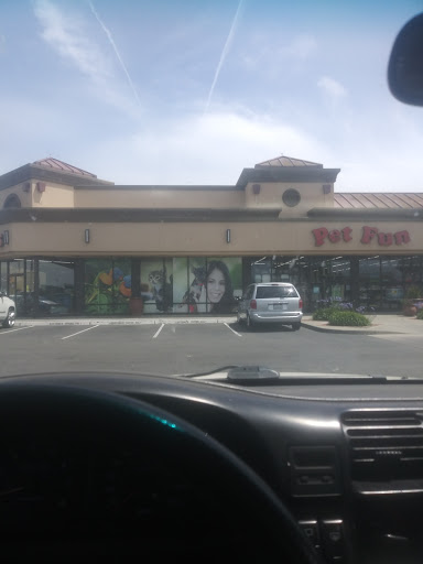 Pet Supply Store «Pet Fun At Harden Ranch Plz», reviews and photos, 1780 N Main St, Salinas, CA 93906, USA