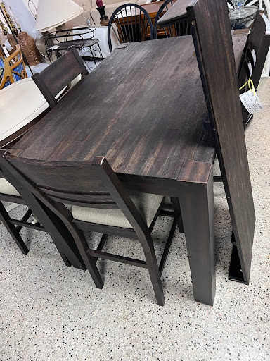 Consignment Shop «Design Furniture Outlet & Consignment», reviews and photos, 1928 Gulf to Bay Blvd, Clearwater, FL 33765, USA