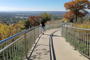 Grandad Bluff Park image