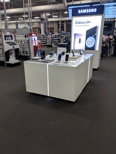 Electronics Store «Best Buy», reviews and photos, 1240 Palisades Center Dr, West Nyack, NY 10994, USA