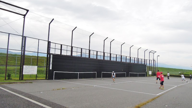 壁打ちテニス