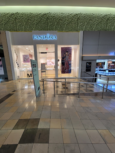 Jewelry Store «Pandora», reviews and photos, 1101 Melbourne Rd, Hurst, TX 76053, USA