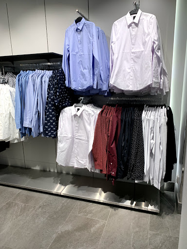 Stores to buy women's white shirts Oslo
