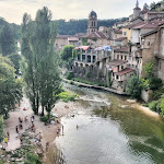 Photo n° 5 de l'avis de Caliméroue. fait le 02/08/2023 à 19:46 pour Les maisons suspendues de Pont-en-Royans à Pont-en-Royans