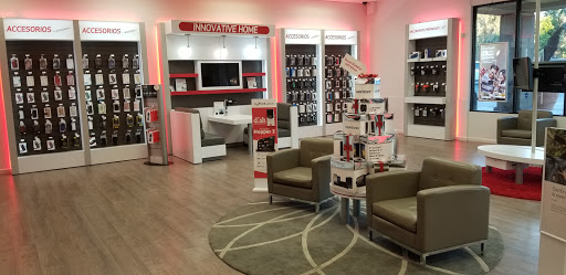 Cell Phone Store «GoWireless Verizon Authorized Retailer», reviews and photos, 547 W Harvard Blvd, Santa Paula, CA 93060, USA