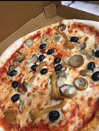 Pizza du Au Four à Pizza | Pizzeria au feu de bois à Saint-Maur-des-Fossés - n°19
