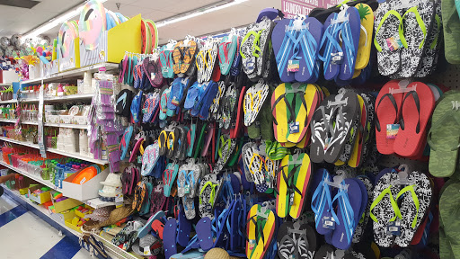 Discount Store «99 Cents Only Stores», reviews and photos, 201 Lincoln Blvd, Venice, CA 90291, USA