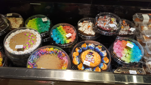 Grocery Store «Strack & Van Til Food Market», reviews and photos, 9632 Cline Ave, Highland, IN 46322, USA