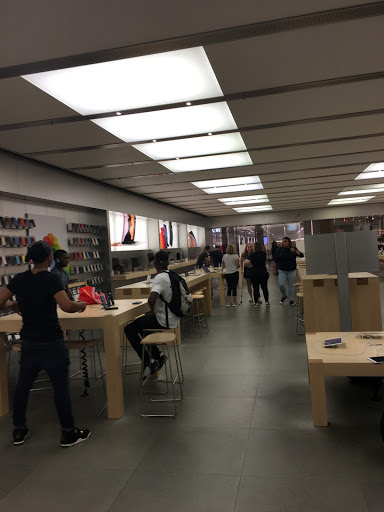 Computer Store «Apple Cherry Hill», reviews and photos, 2000 NJ-38, Cherry Hill, NJ 08002, USA