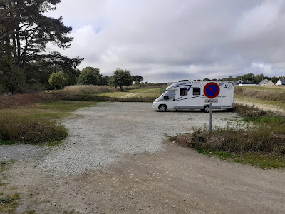 Parking (Camping Car) à Larmor-Baden