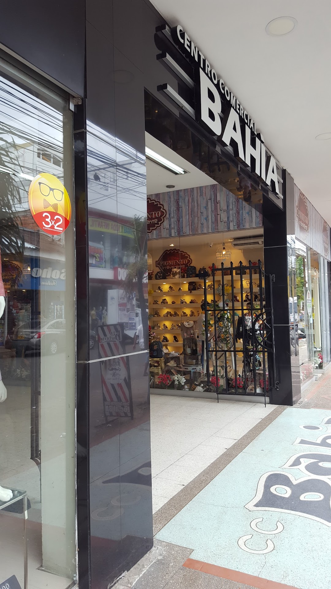 Bahía Centro Comercial