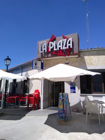 Bar La Plaza - Calle Plaza Mayor, 7, 37439 Castellanos de Moriscos, Salamanca, Spain