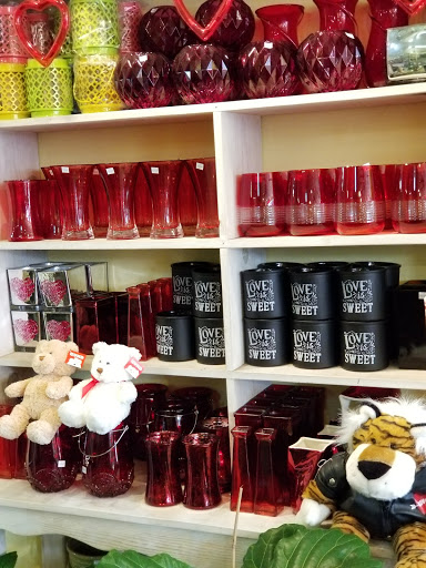 Florist «Sherwood Florist & Gift Shoppe», reviews and photos, 10239 Fair Oaks Blvd #A, Fair Oaks, CA 95628, USA