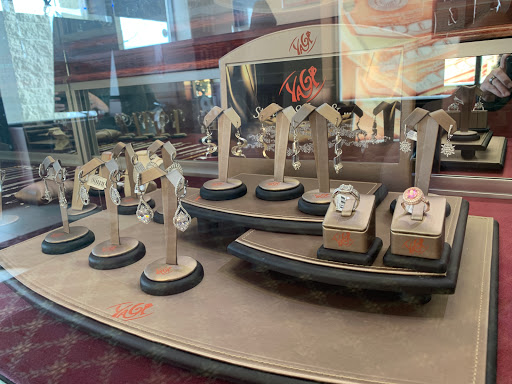 Jeweler «Look Jewelers», reviews and photos, 16210 Aberdeen St NE, Ham Lake, MN 55304, USA