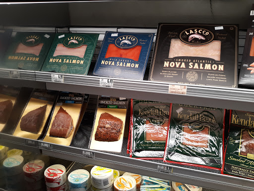 Grocery Store «Schnucks», reviews and photos, 109 N Mattis Ave, Champaign, IL 61821, USA