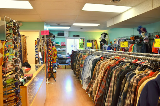 Downtown Threads, 108 Church St, Burlington, VT 05401, USA, 