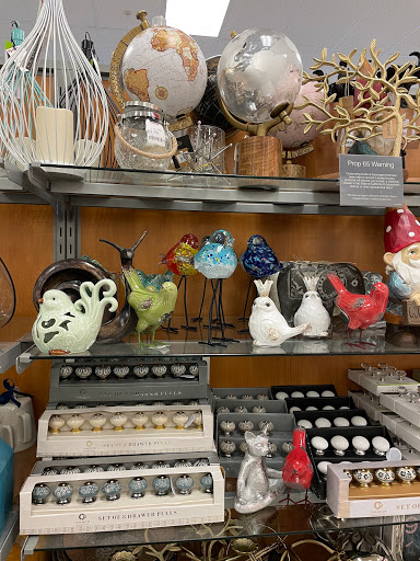 Department Store «T.J. Maxx», reviews and photos, 588 Francisco Blvd W, San Rafael, CA 94901, USA