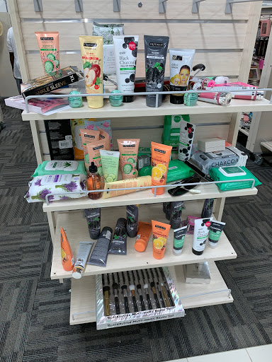 Clothing Store «Burlington Coat Factory», reviews and photos, 480 Boston Rd, Billerica, MA 01821, USA