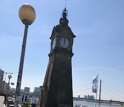 Düsseldorfer Pegeluhr photo