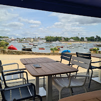 Atmosphère du Restaurant Le Café du Port à Combrit - n°6