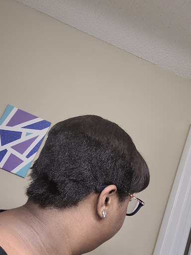 Beauty Salon «Cris Mari Dominican Hair Salon», reviews and photos, 8236 W Waters Ave, Tampa, FL 33615, USA