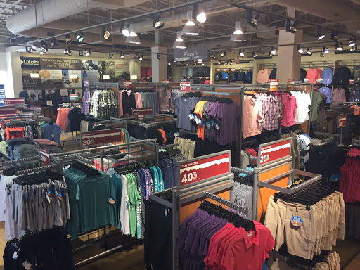 Sportswear Store «Columbia Sportswear Outlet Store at Houston Premium Outlets», reviews and photos, 29300 Hempstead Rd, Cypress, TX 77433, USA