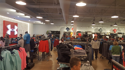 Clothing Store «Under Armour Factory House», reviews and photos, 9911 Avon Lake Rd #545, Burbank, OH 44214, USA