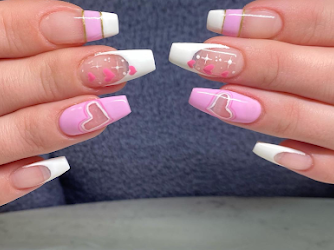 MOI Nails & Beauty