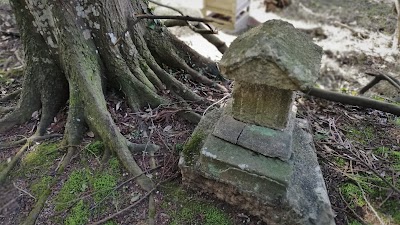 榎原のサイノカミ 實久神社の石祠