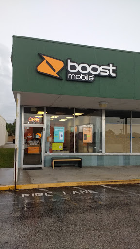 Boost Mobile, 601 Cheney Hwy, Titusville, FL 32780, USA, 