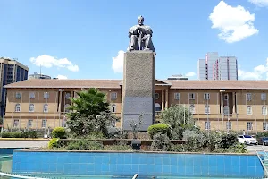 First President Of Kenya Statue image