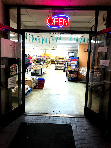 Indian Grocery Store «Namaste Plaza», reviews and photos, 3379 El Camino Real, Santa Clara, CA 95051, USA