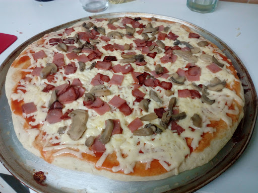 Pizza Y Mini Pizza Canelas