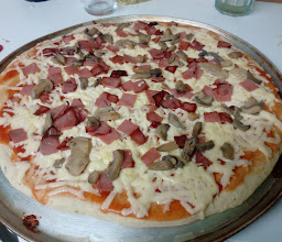 Pizzas y Mini Pizzas Artesanales \
