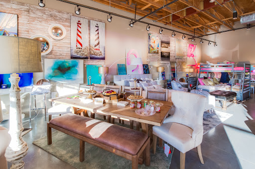 Furniture Store «Furnished by Farrah», reviews and photos, 2009 Main Street #400, Lakeway, TX 78734, USA