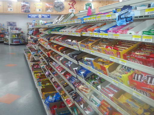 Liquor Store «North Plains Market & Liquor», reviews and photos, 31580 NW Commercial St, North Plains, OR 97133, USA