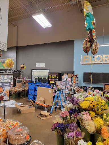 Shopping Mall «Poplar Plaza Shopping Center», reviews and photos, 3440 Poplar Ave, Memphis, TN 38111, USA