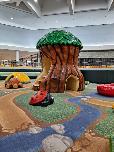 Shopping Mall «Westland Shopping Center», reviews and photos, 35000 Warren Rd, Westland, MI 48185, USA