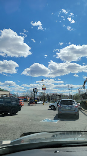 Supermarket «United Grocery Outlet», reviews and photos, 117 SE Broad St, Murfreesboro, TN 37130, USA