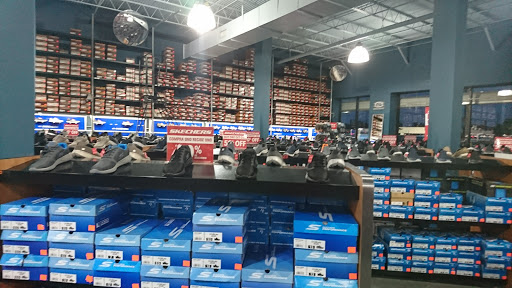 Shoe Store «SKECHERS Factory Outlet», reviews and photos, 8460 Gulf Fwy, Houston, TX 77017, USA