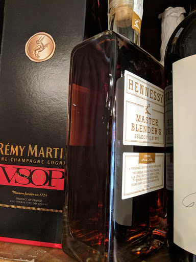 Liquor Store «Times Square Liquors», reviews and photos, 891 Broadway, Bayonne, NJ 07002, USA