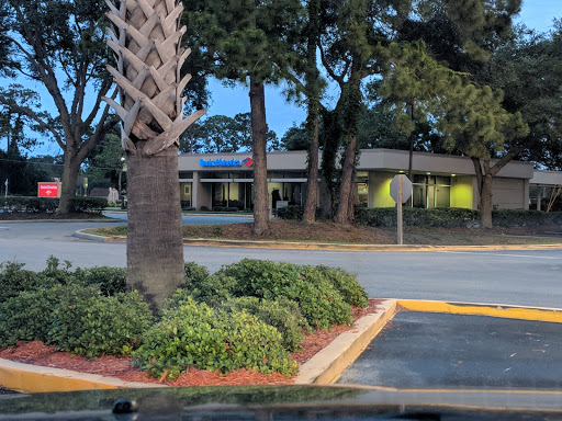 Bank of America with Drive-thru services in Edgewater, Florida