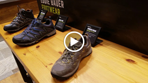 Clothing Store «Eddie Bauer», reviews and photos, 12912 Hill Country Blvd #115, Bee Cave, TX 78738, USA