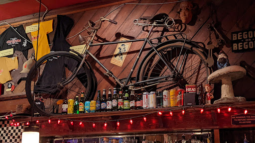 Restaurant «Laurelthirst Public House», reviews and photos, 2958 NE Glisan St, Portland, OR 97232, USA