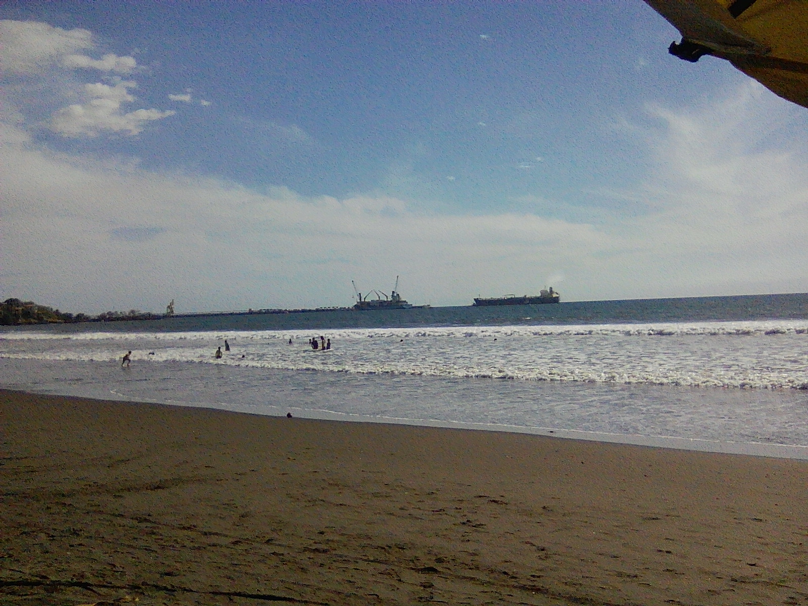 Photo of Acajutla Beach with partly clean level of cleanliness